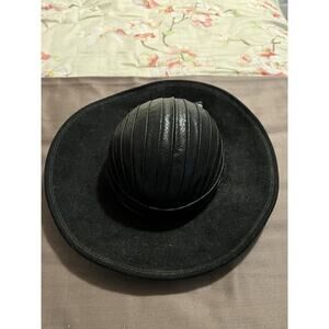 Sandra New York Women’s Hat Formal Church Kentucky Derby 100% Wool Doeskin
